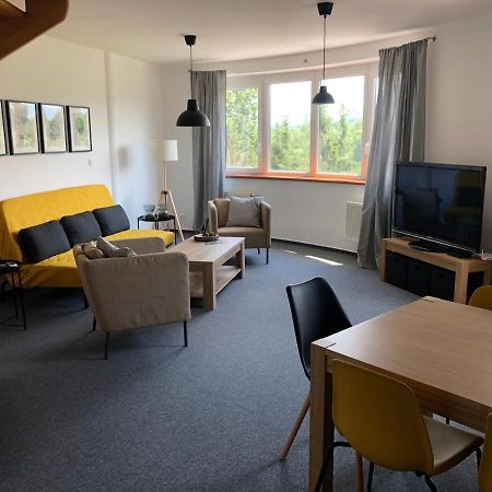 Mymara 19 Lägenhet Bešeňová Exteriör bild