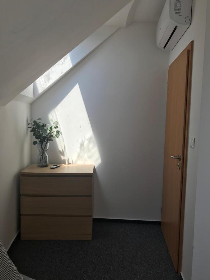 Mymara 19 Lägenhet Bešeňová Exteriör bild